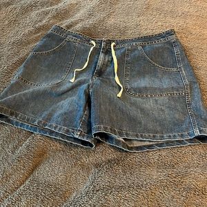 Old Navy Shorts - Size 16
